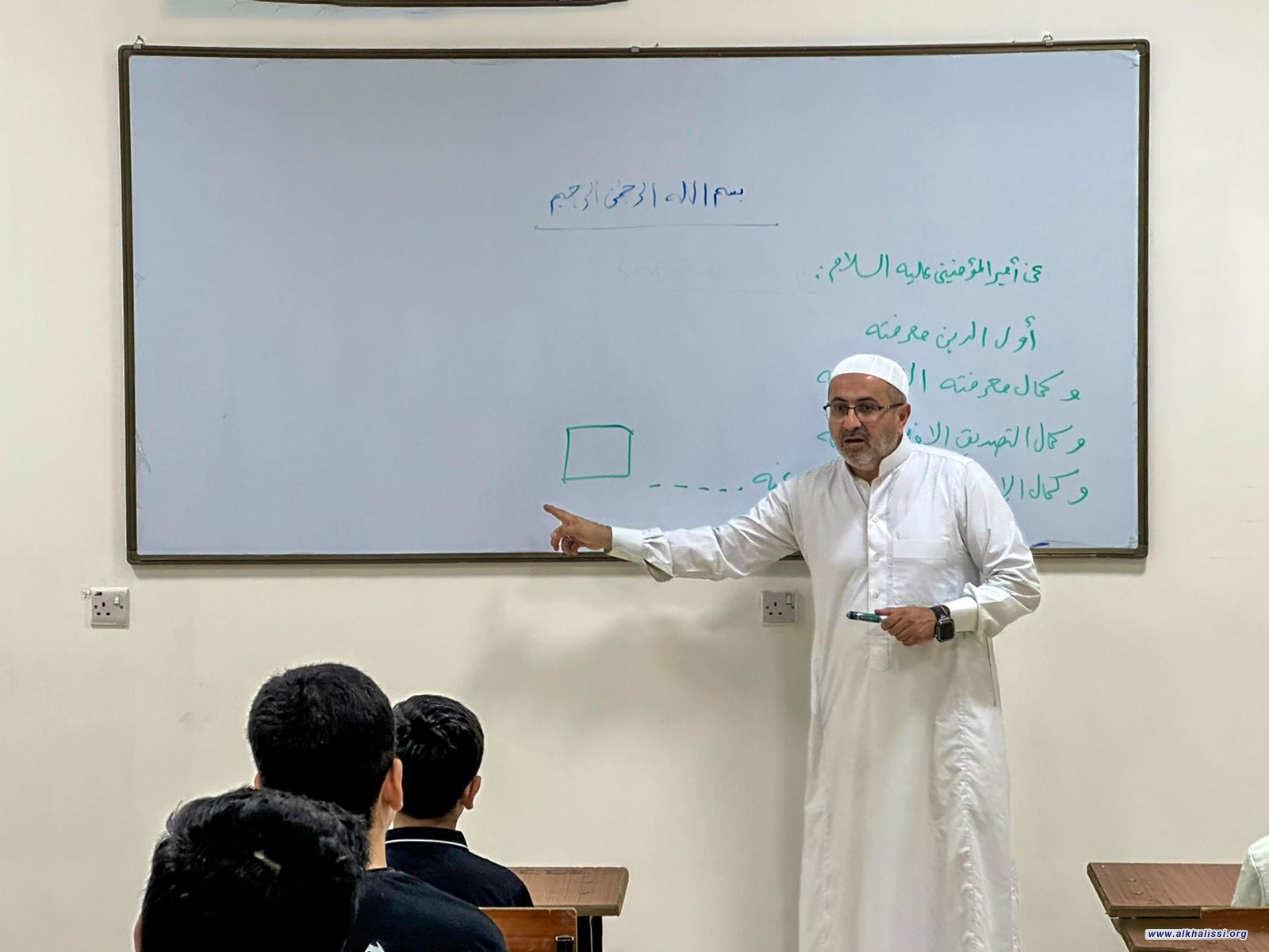 تغطية مصورة || انطلاق اليوم الأول من دورة «أشبال الإيمان» الصيفية في مدرسة الإمام الخالصي