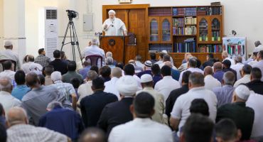 المرجع الخالصي: تشييع الشهيد الخامنئي أكد وحدة الأمة وأفشل حملات التشويه... ومنبر الجمعة خط الدفاع الأول في مواجهة الحرب الفكرية