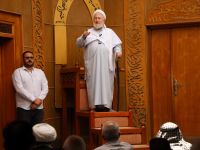 المرجع الخالصي: وحدة الأمة وتطبيقاتها العملية هي السلاح الأهم في مواجهة مشاريع الهيمنة الأمريكية والصهيونية